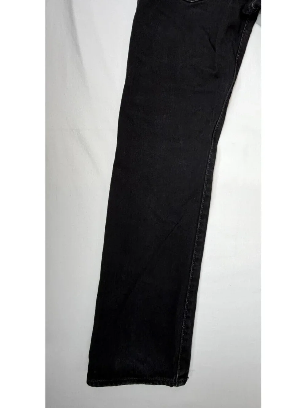 Levi Strauss 501 Men's Jeans Straight Leg Zip Fly Mid-Rise Size 32 Black